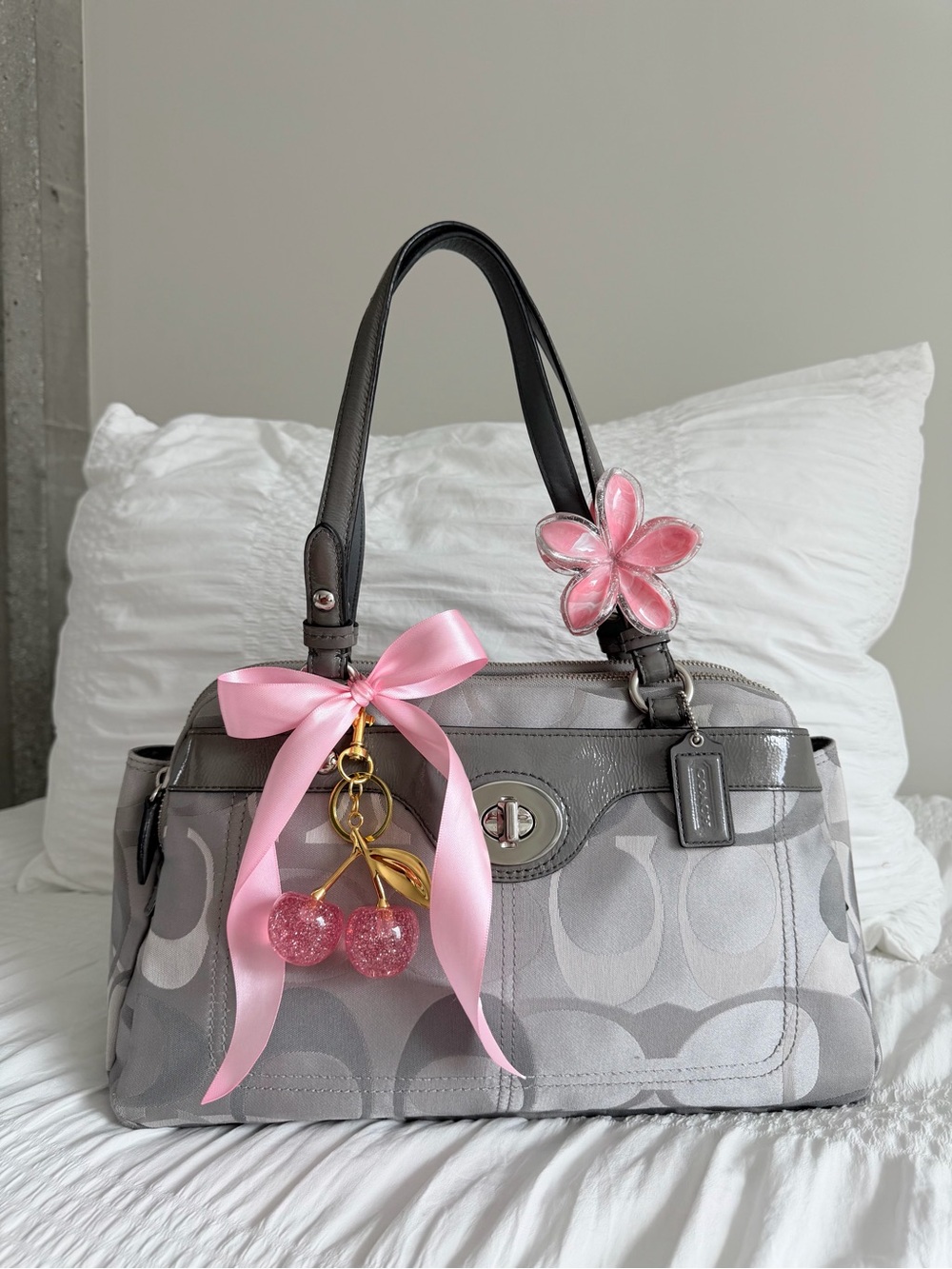 Vintage Coach Penelope Turlock Shoulder Bag